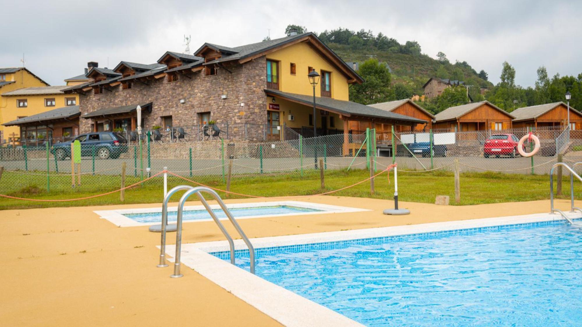 Bungalows Laspaúles エクステリア 写真
